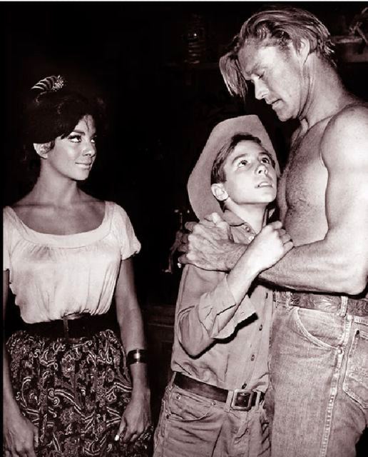 Little-known mistakes and bloopers in The Rifleman!