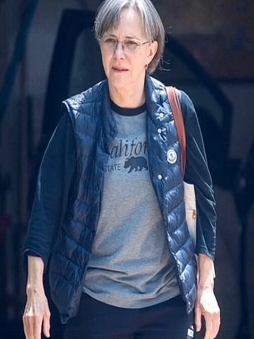 Sally Field responds to nasty critics who called her ugly – reveals silent diagnosis!